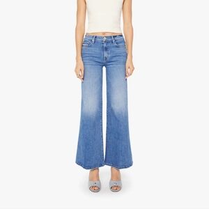 Mother The Twister Skimp in Horseback To Quarterback Wide Flare Jeans Size 30